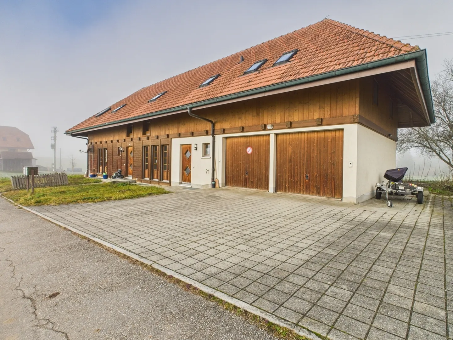 Ampio appartamento di 5 stanze con vista sul verde ad Albligen - Foto 11 di 12