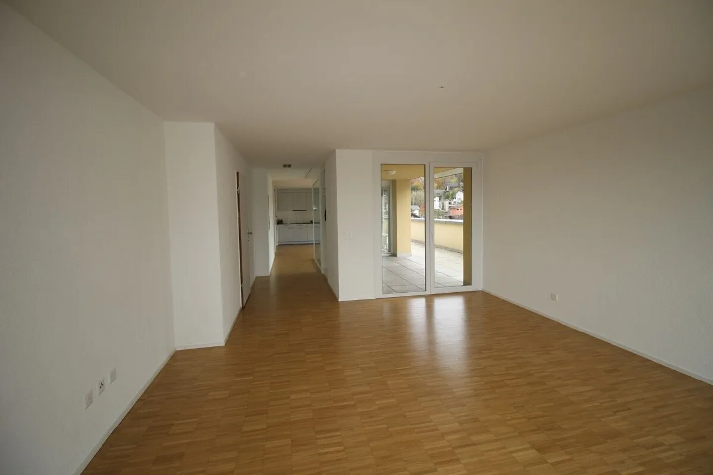 WUNDERSCHÖNE 5,5-Zimmer-Attikawohnung mit Terrasse / Wunderschöne Attikawohnung - Foto 4 von 13