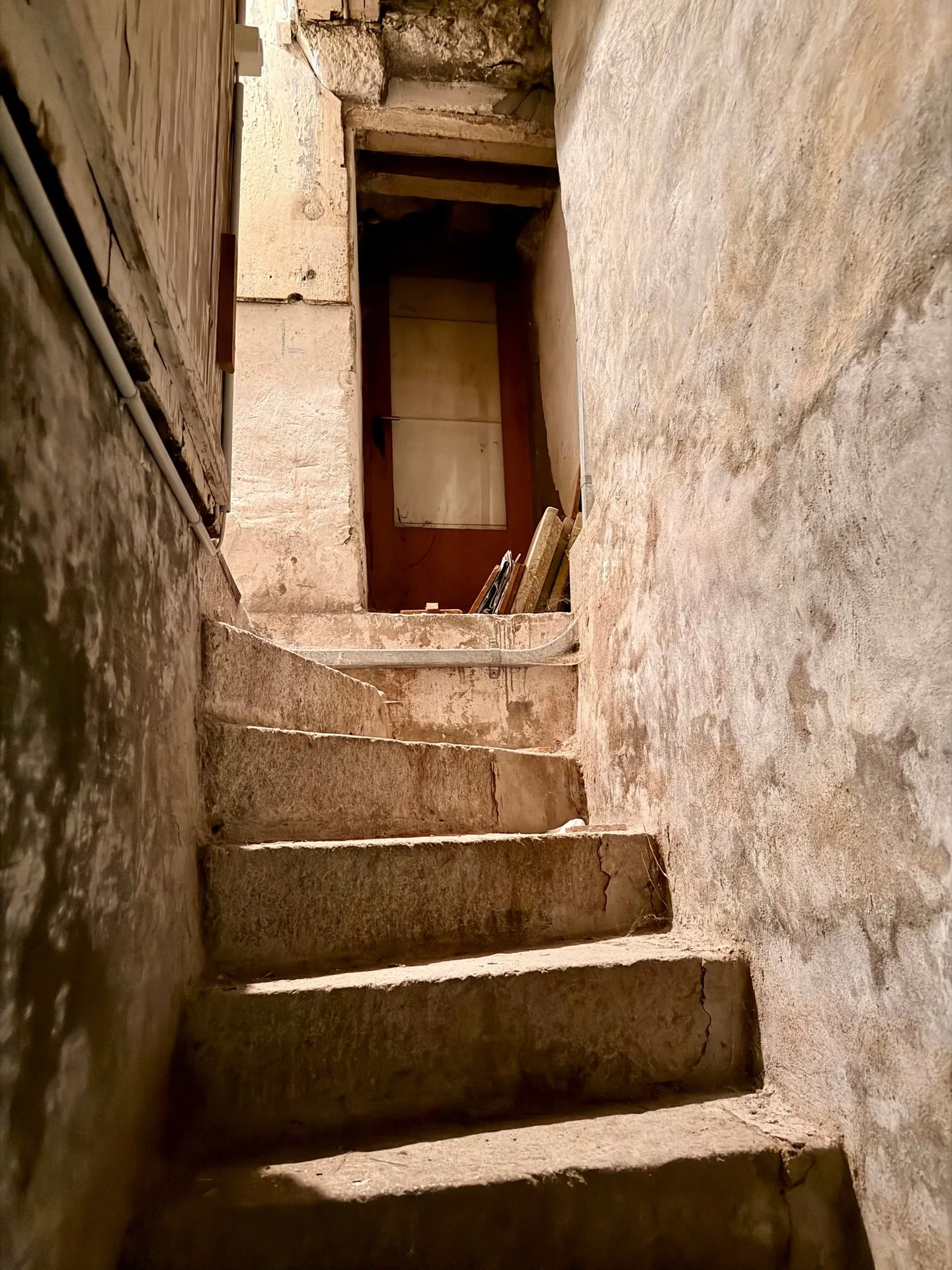 Cantina a volta nella città vecchia di Soletta - Foto 8 di 12