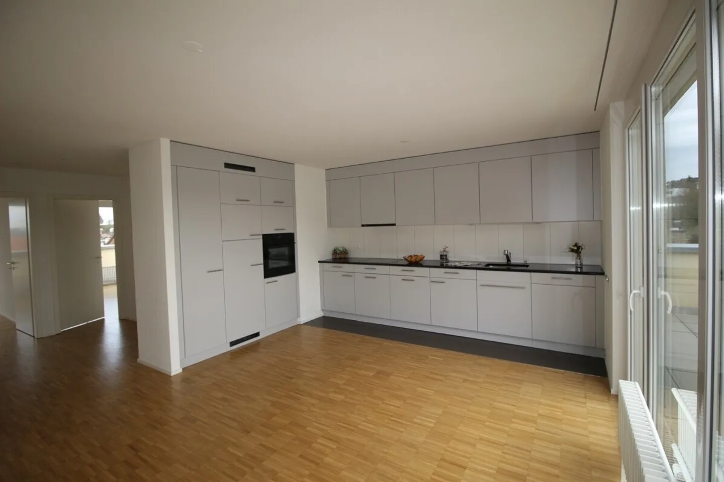 WUNDERSCHÖNE 5,5-Zimmer-Attikawohnung mit Terrasse / Wunderschöne Attikawohnung - Foto 6 von 13