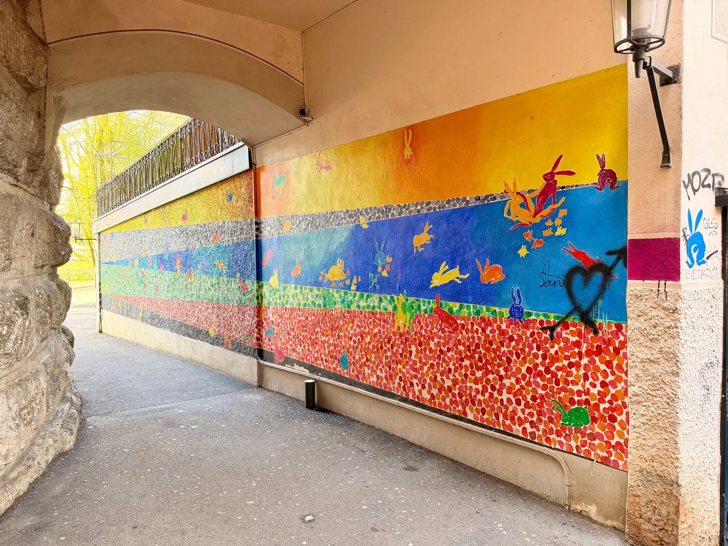 Cantina a volta nella città vecchia di Soletta - Foto 11 di 12