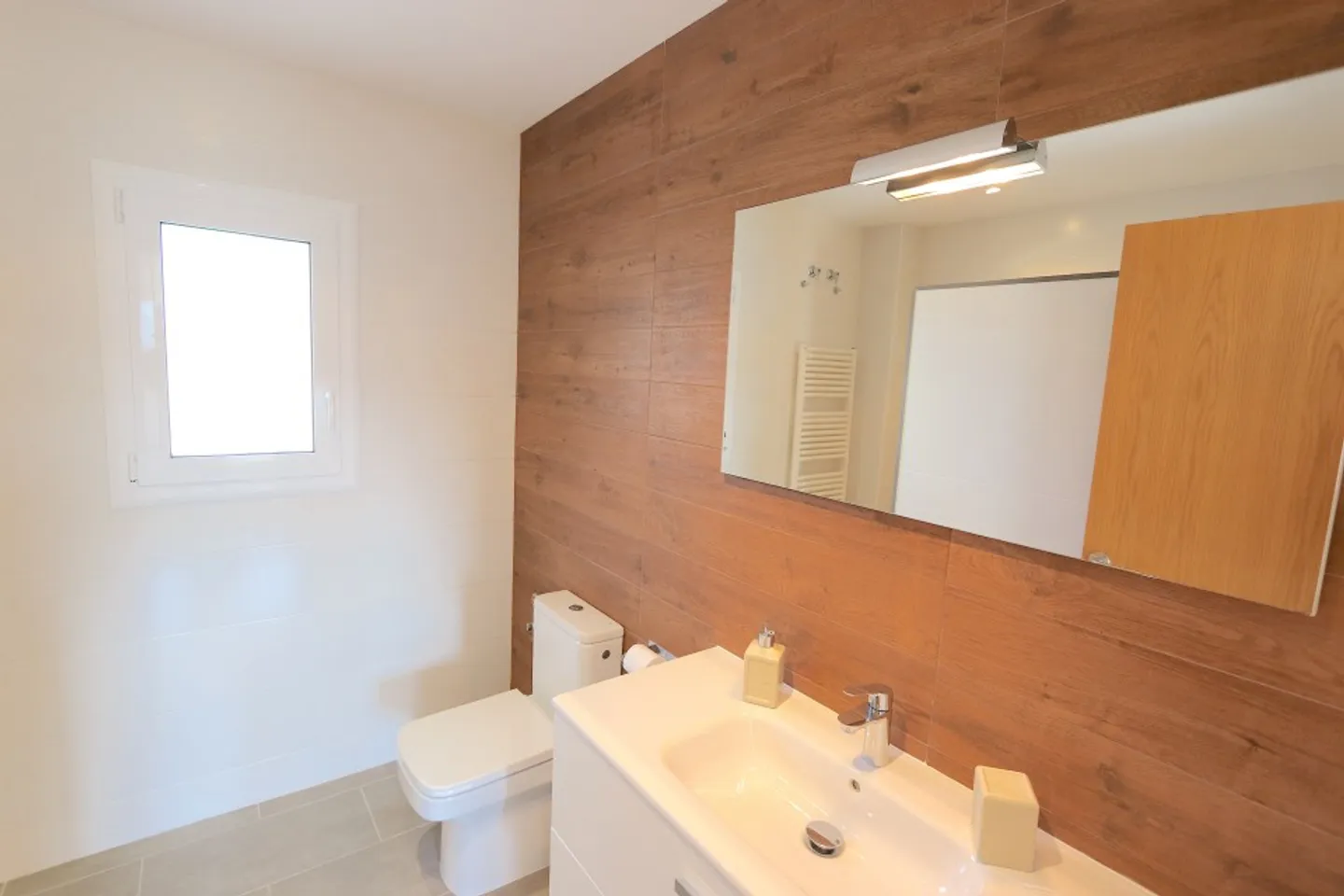 Casa singola in affitto - Foto 11 di 17