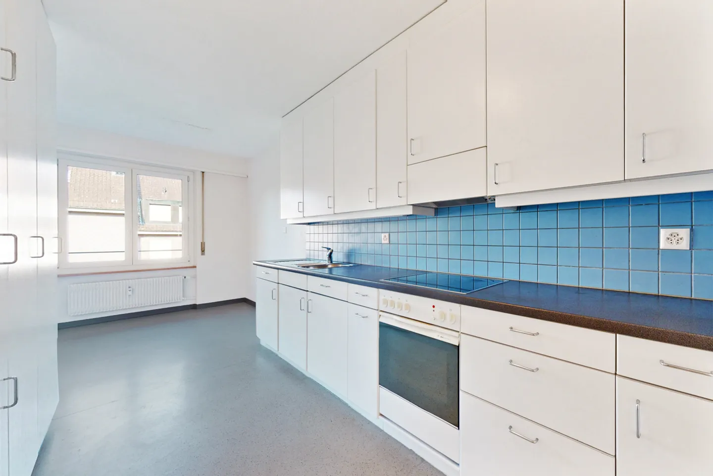 Bright Apartment in Quiet Area - Photo 7 of 10