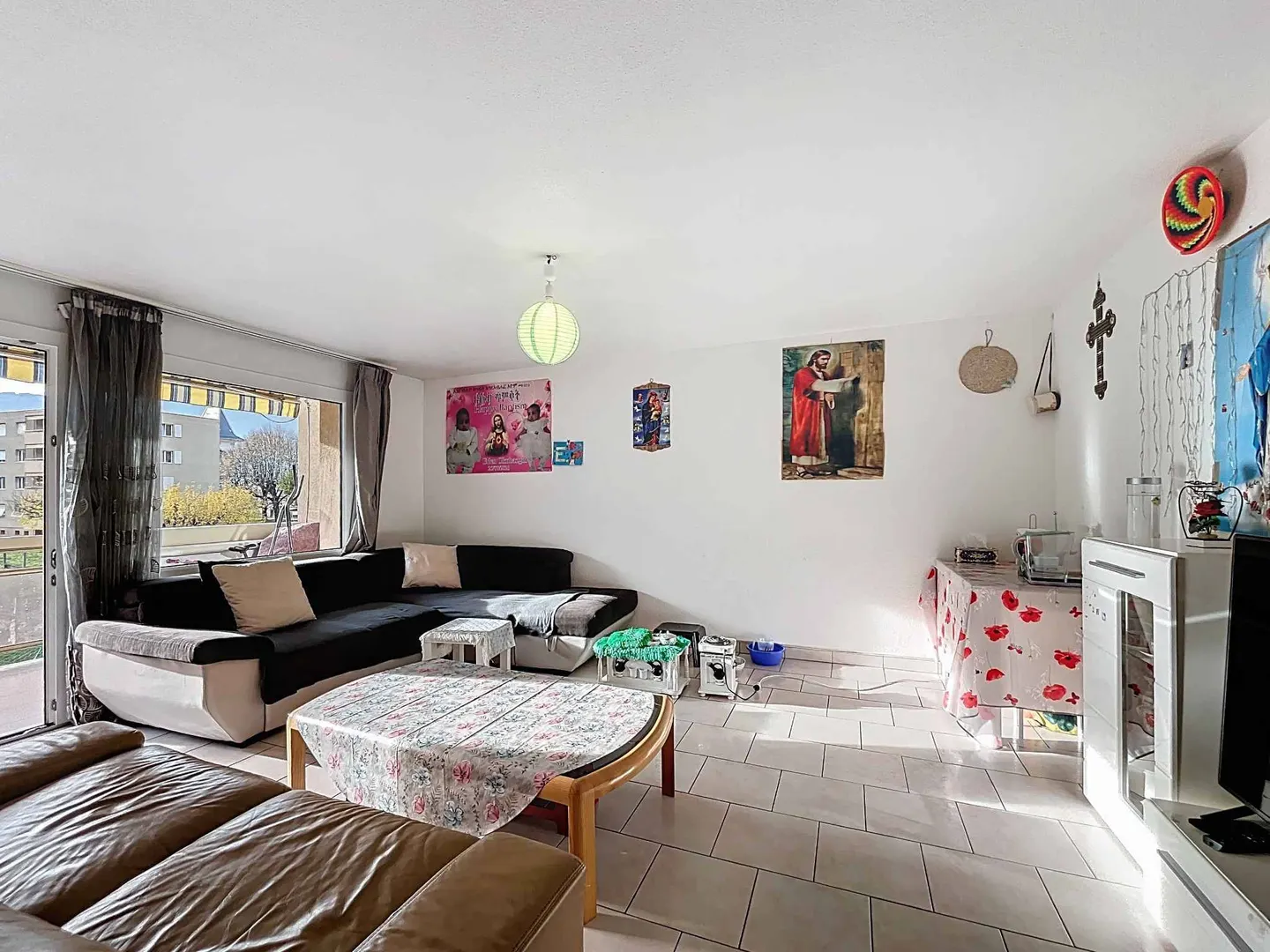 Appartement Charmant avec Balcon - Photo 2 sur 6