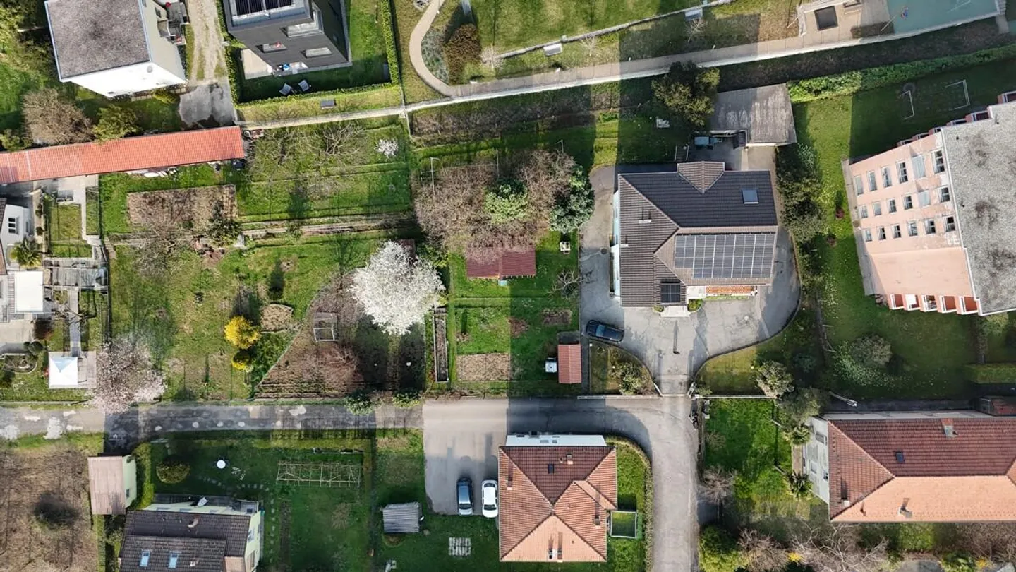 MENDRISIO CENTER – SALE IN BLOCK OF REAL ESTATE WITH POTENTIAL... - Photo 2 of 7