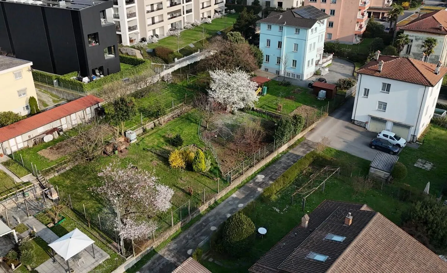 MENDRISIO CENTER – SALE IN BLOCK OF REAL ESTATE WITH POTENTIAL... - Photo 3 of 7