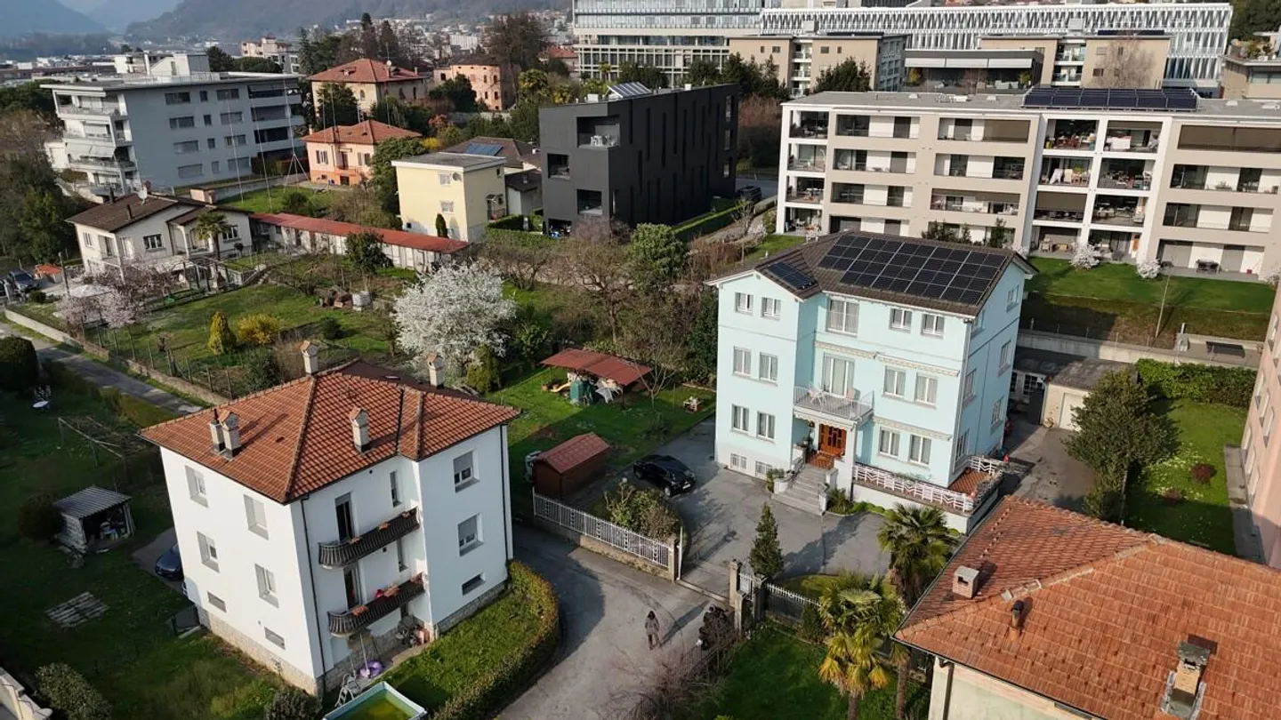 MENDRISIO CENTER – SALE IN BLOCK OF REAL ESTATE WITH POTENTIAL... - Photo 5 of 7