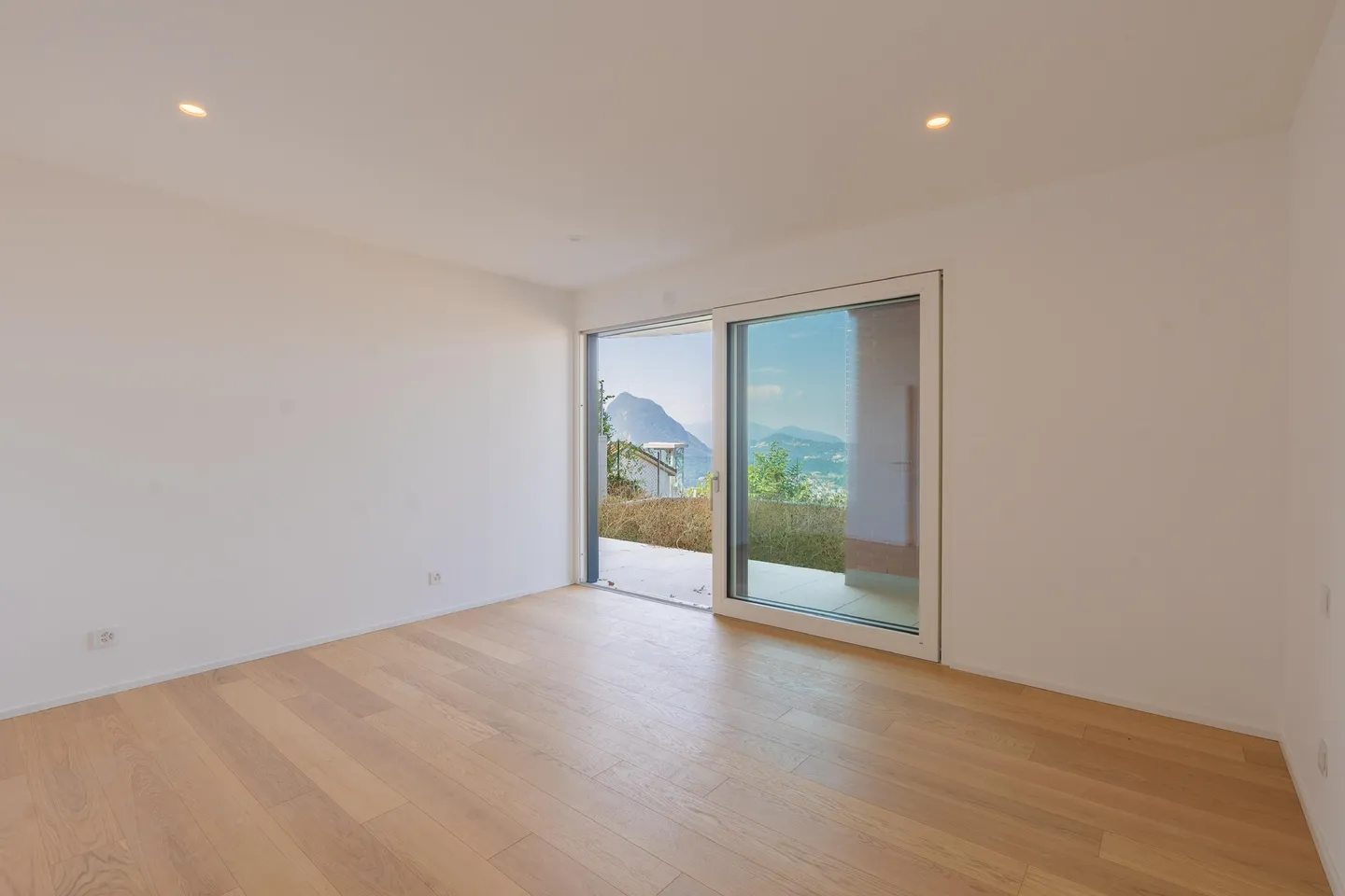 Duplex Charmant avec Vue sur le Lac - Photo 11 sur 13