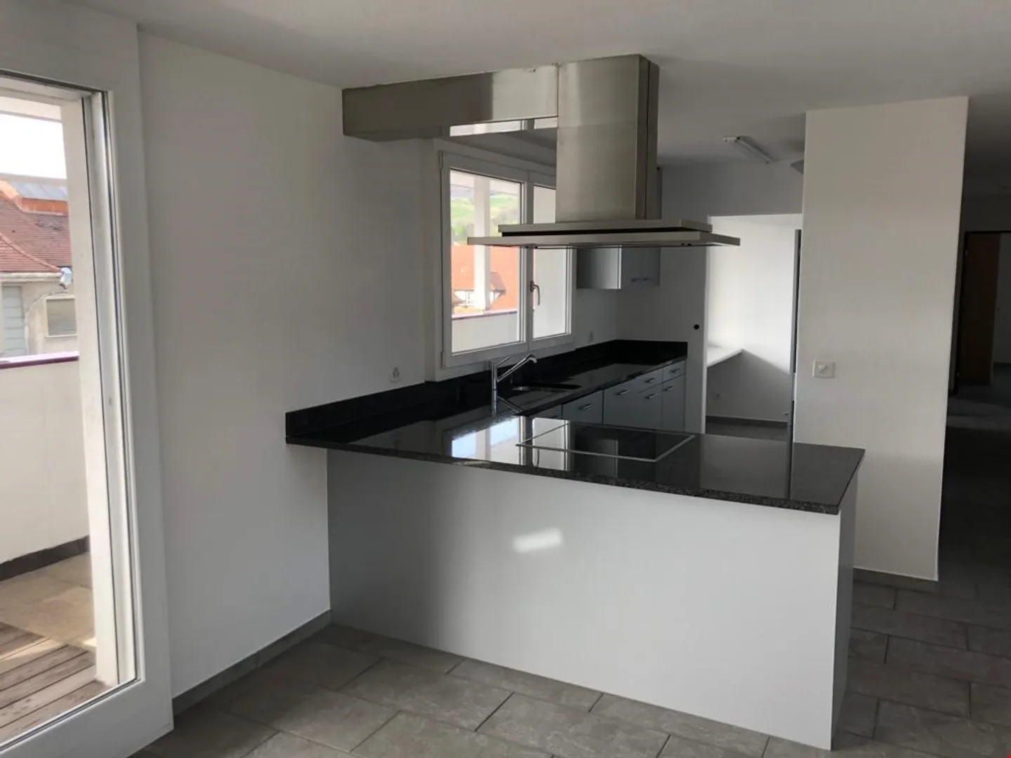 Appartamento attico di 4,5 stanze con balcone - Foto 2 di 15