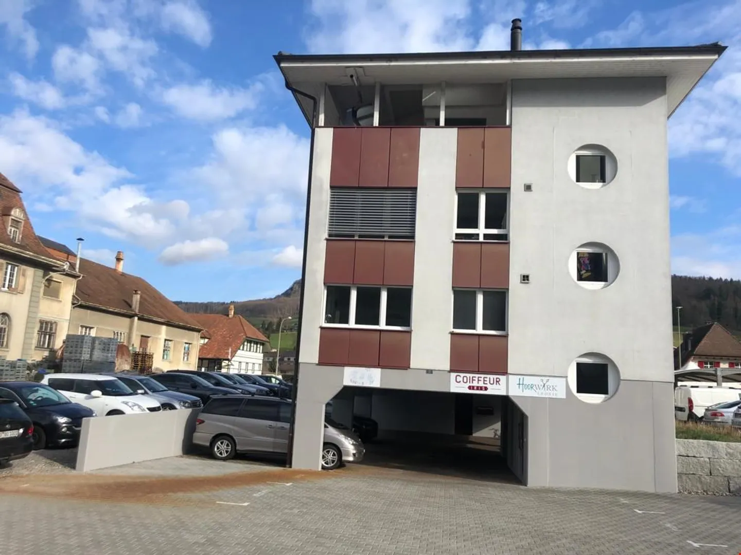 Appartamento attico di 4,5 stanze con balcone - Foto 1 di 15