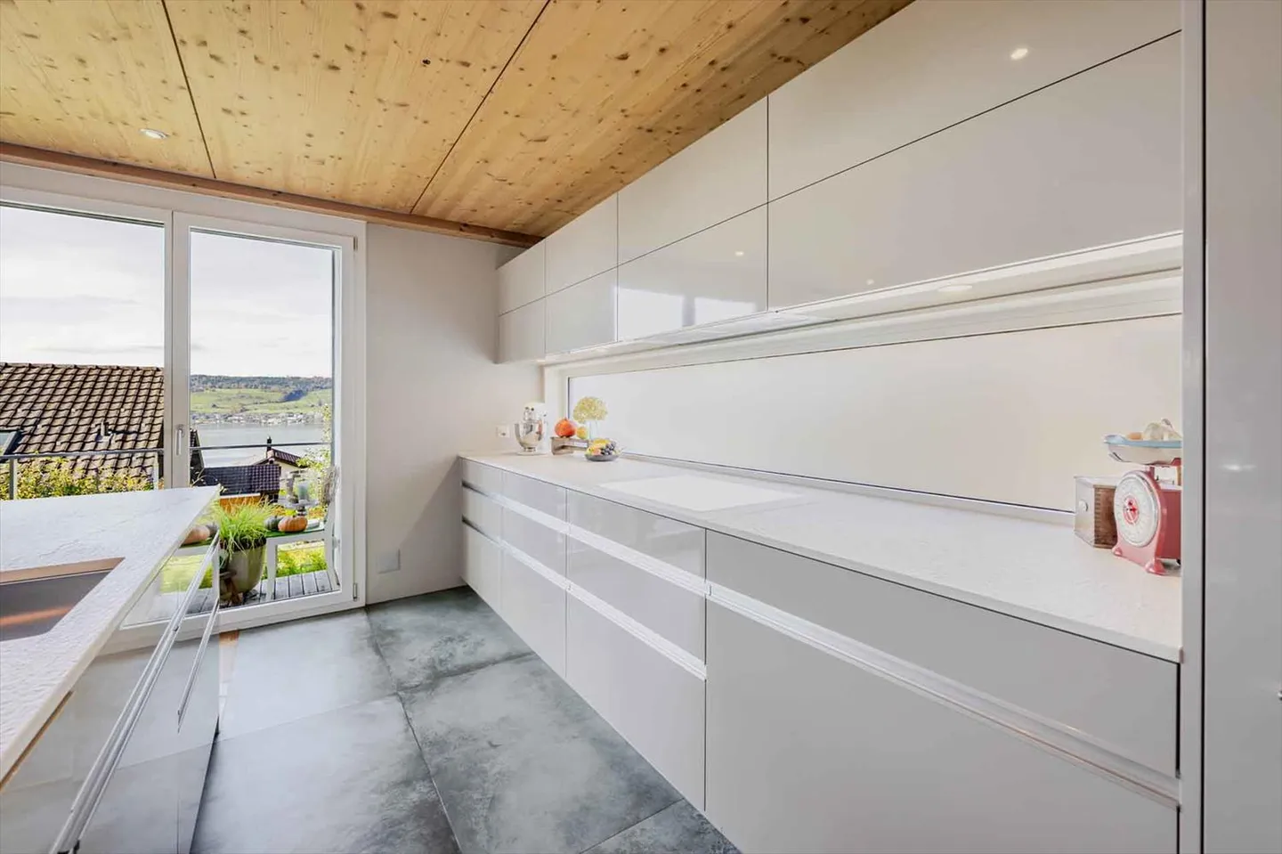 Stylish and nature-connected living - Photo 3 of 7