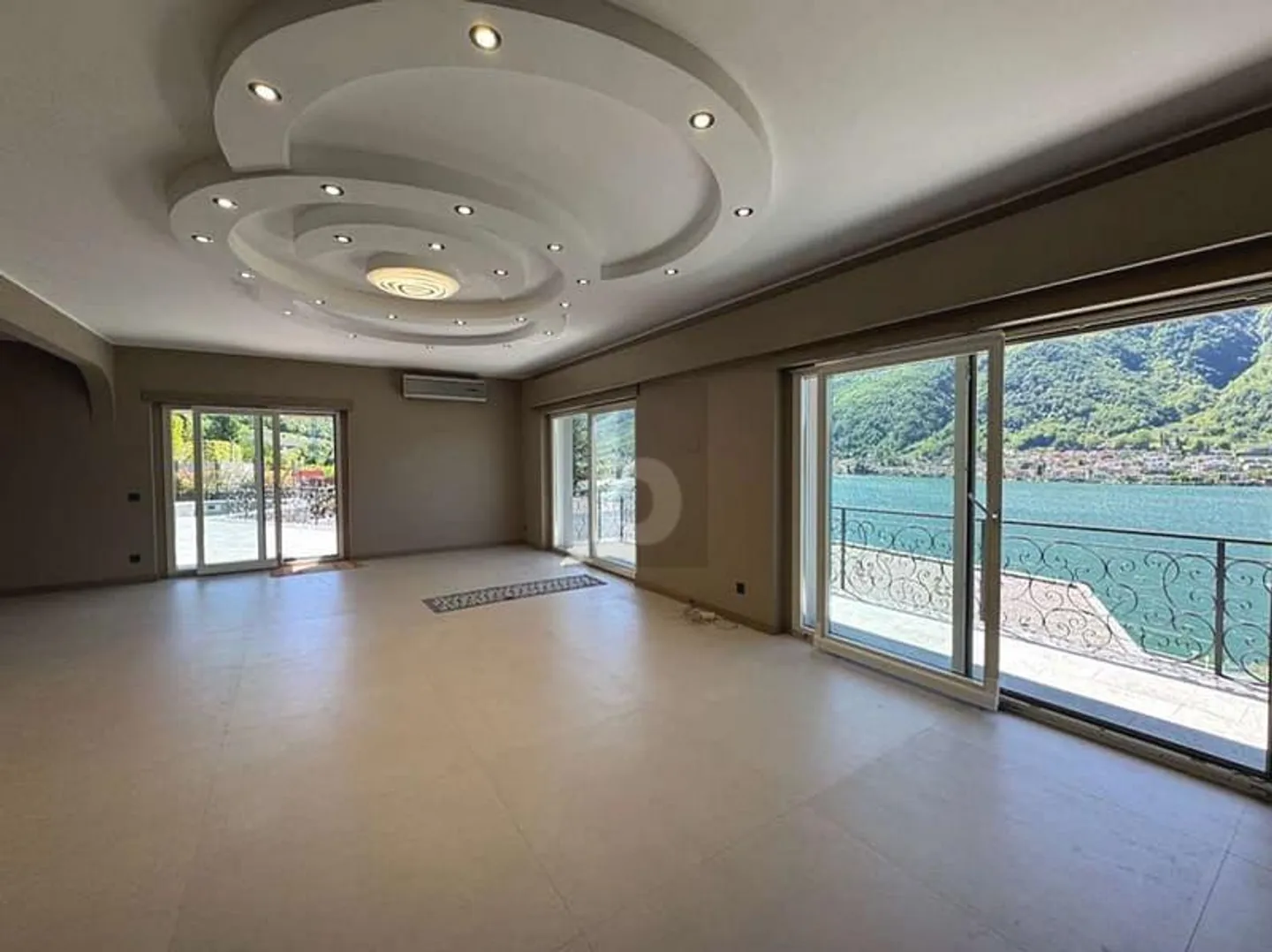 Villa for rent - Photo 1 of 5