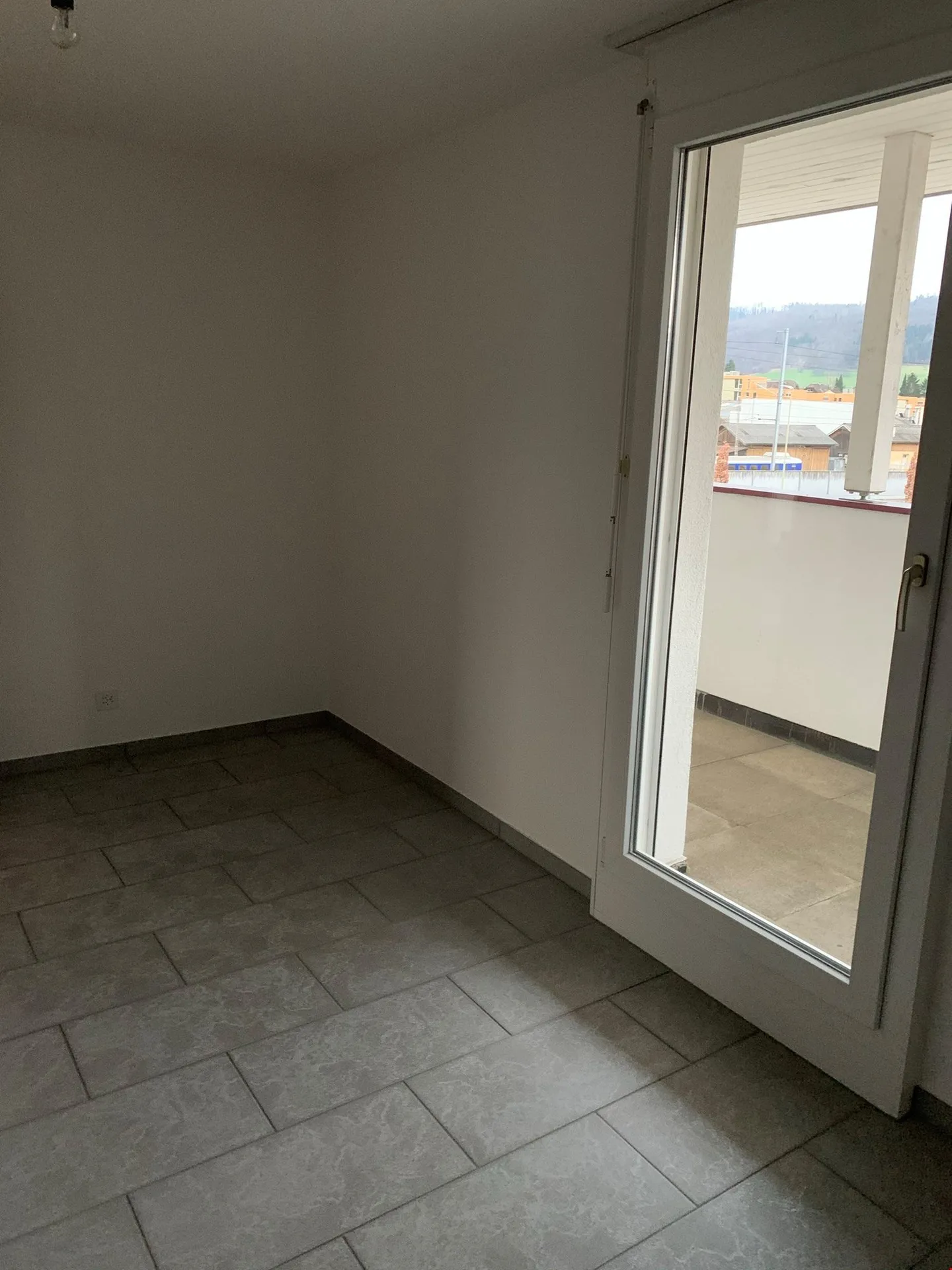 Appartamento attico di 4,5 stanze con balcone - Foto 7 di 15