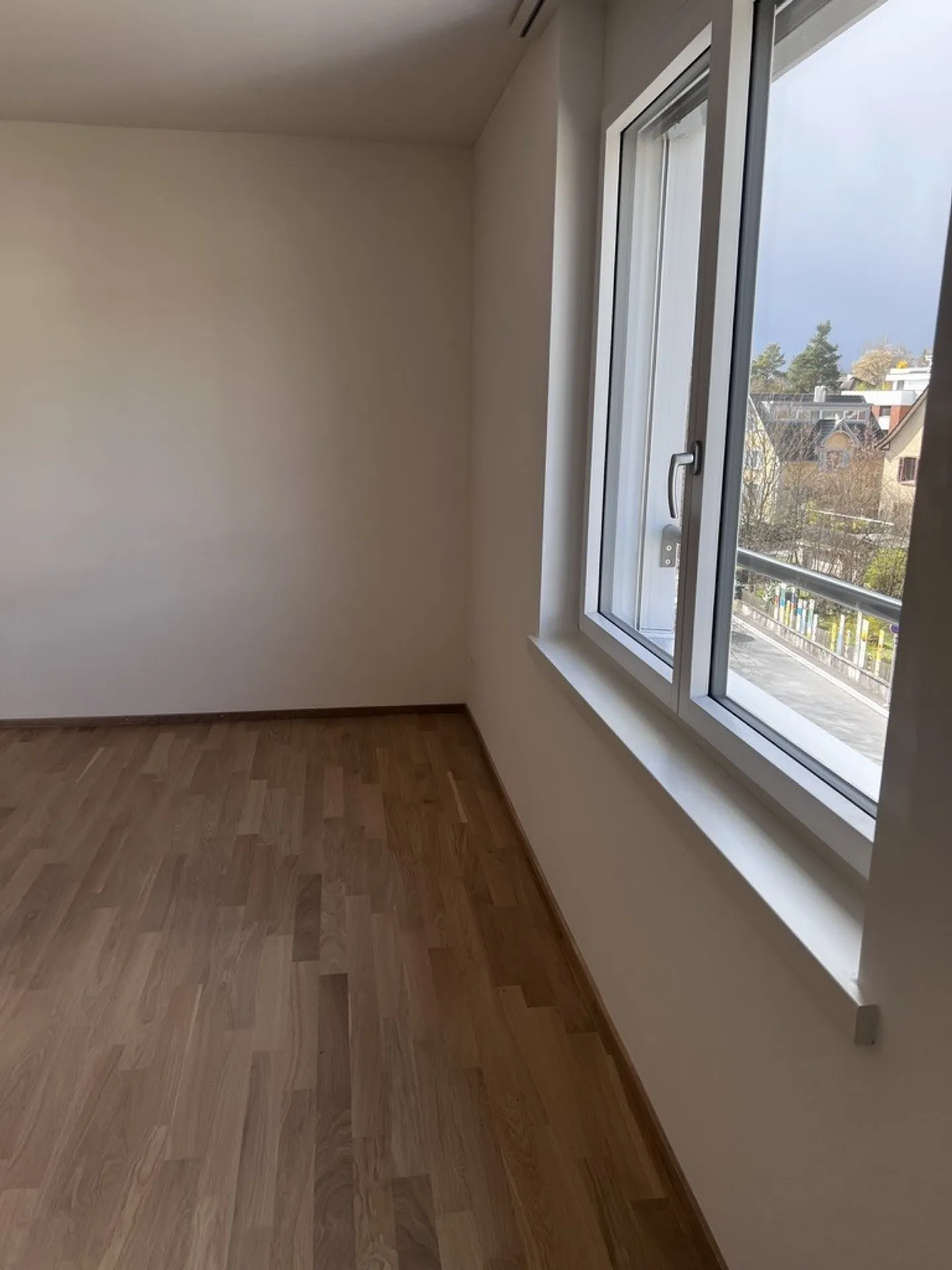 Prima occupazione: Moderno appartamento di 4,5 locali in una posizione centrale e tranquilla a Bülach - Foto 8 di 21