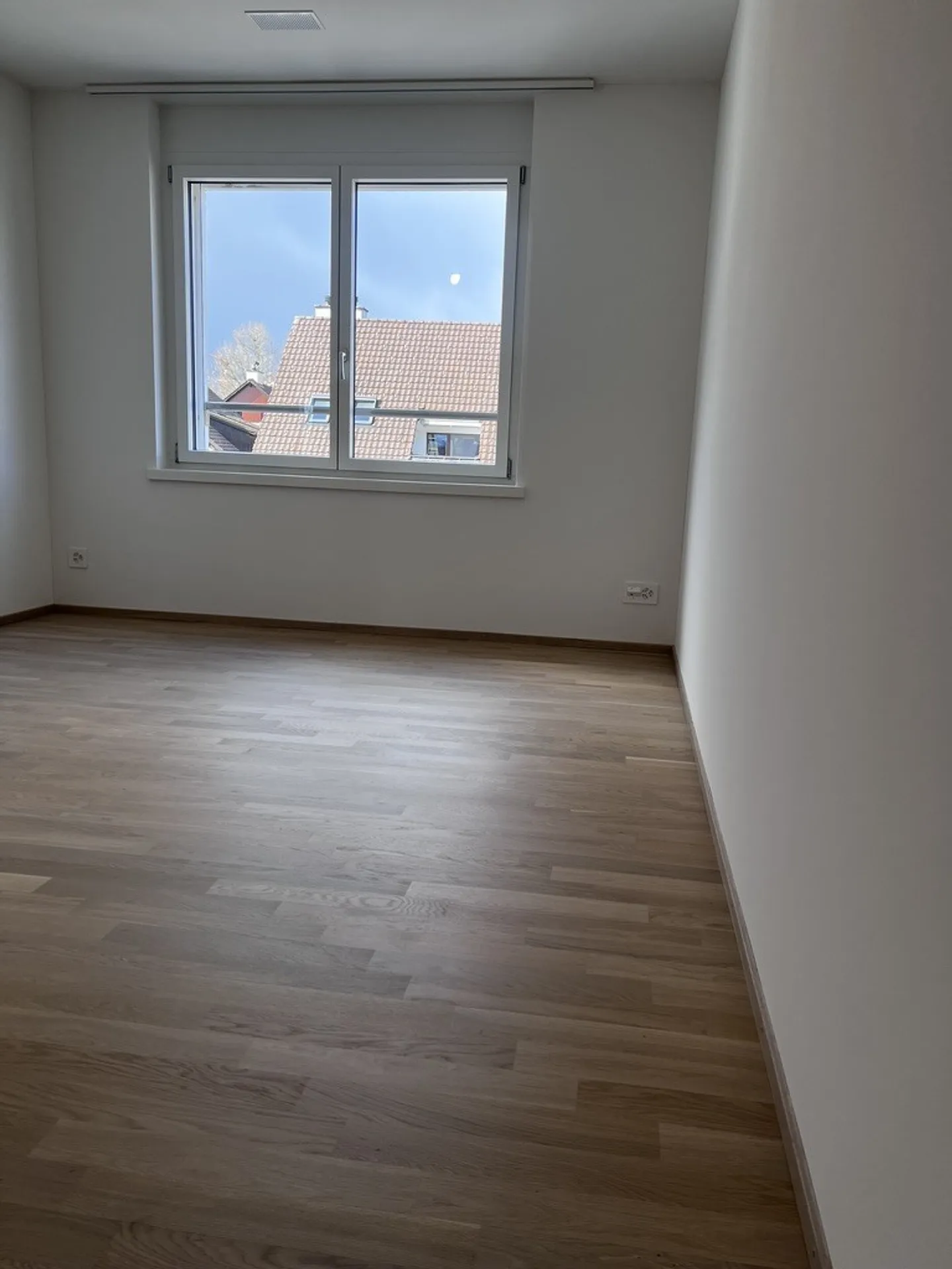 Prima occupazione: Moderno appartamento di 4,5 locali in una posizione centrale e tranquilla a Bülach - Foto 9 di 21