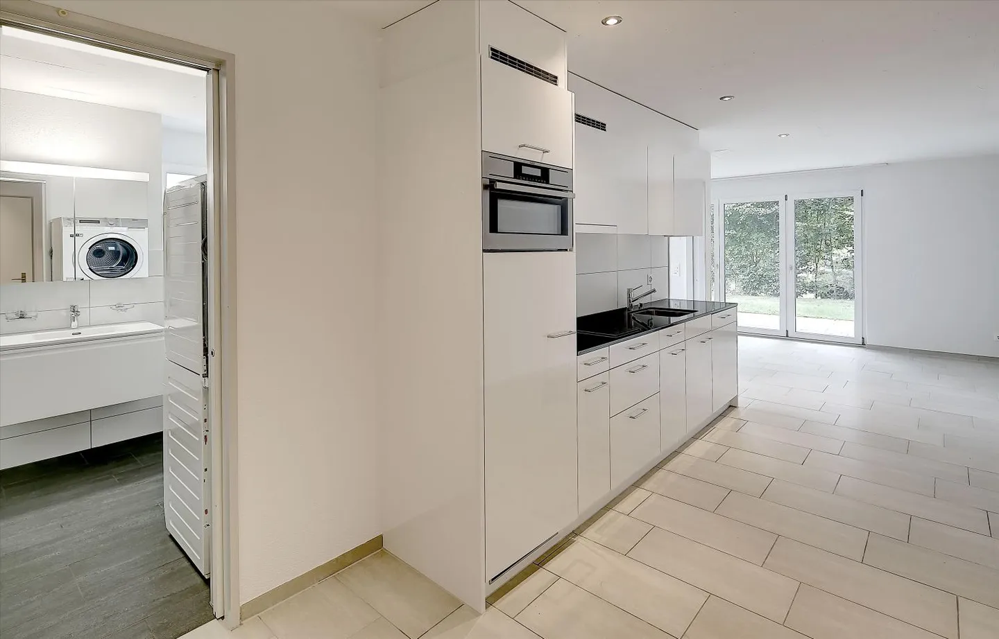 Ampio e moderno appartamento di 2 stanze con fascino! - Foto 3 di 6