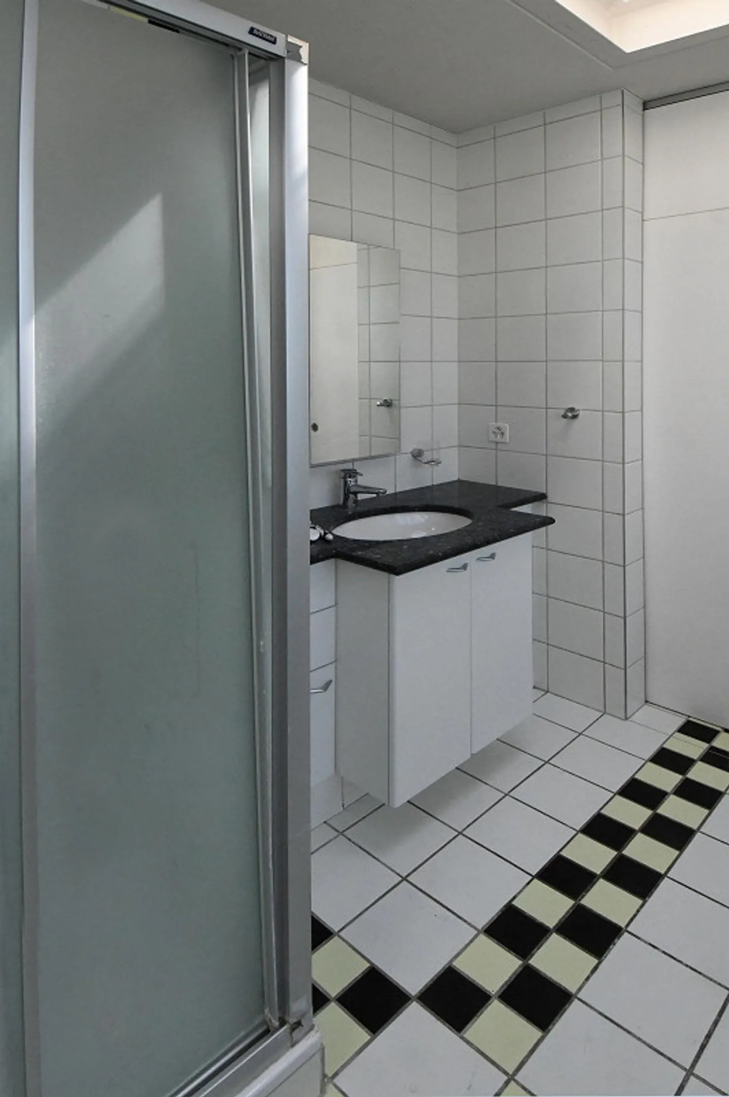 Terrace House in Lindhalde Worb with a View of the Bernese Alps - Photo 15 of 16