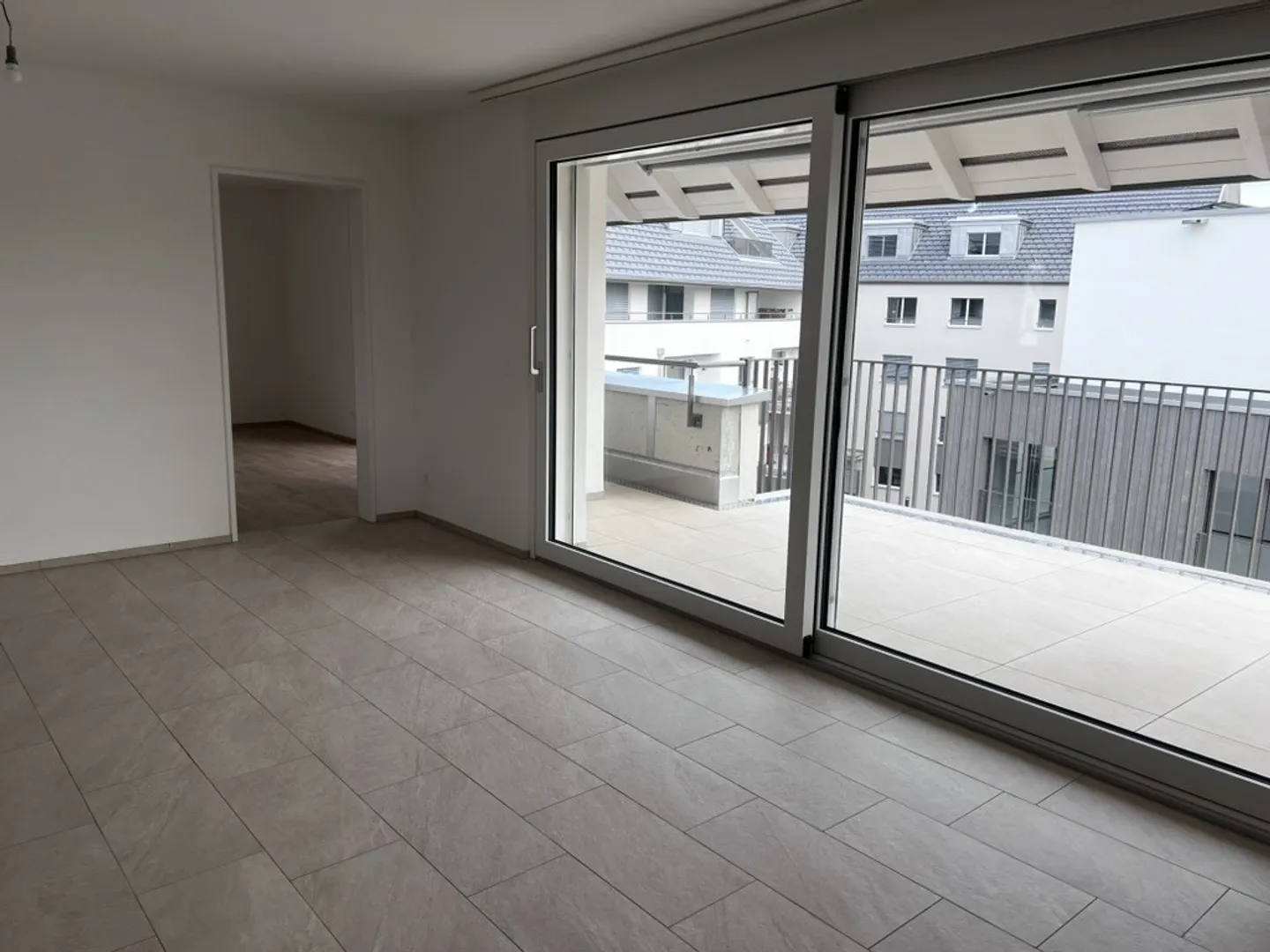 Prima occupazione: Moderno appartamento di 4,5 locali in una posizione centrale e tranquilla a Bülach - Foto 17 di 21
