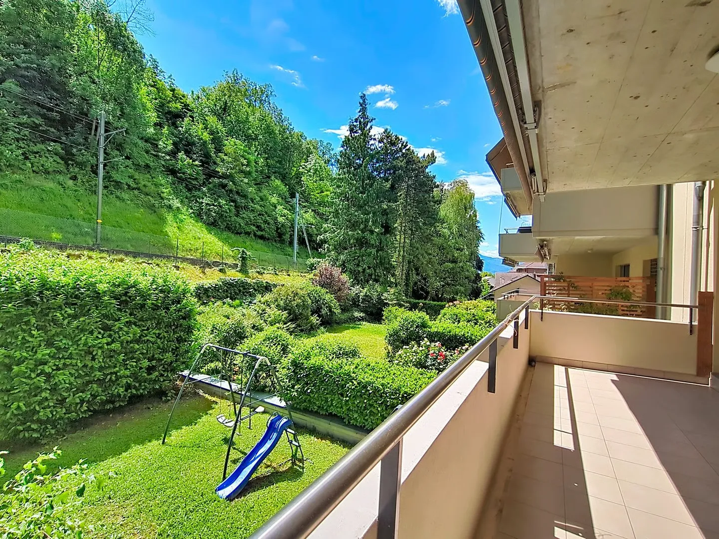 Vicino alla stazione di Vevey: 4.5P con grande balcone - Foto 1 di 13