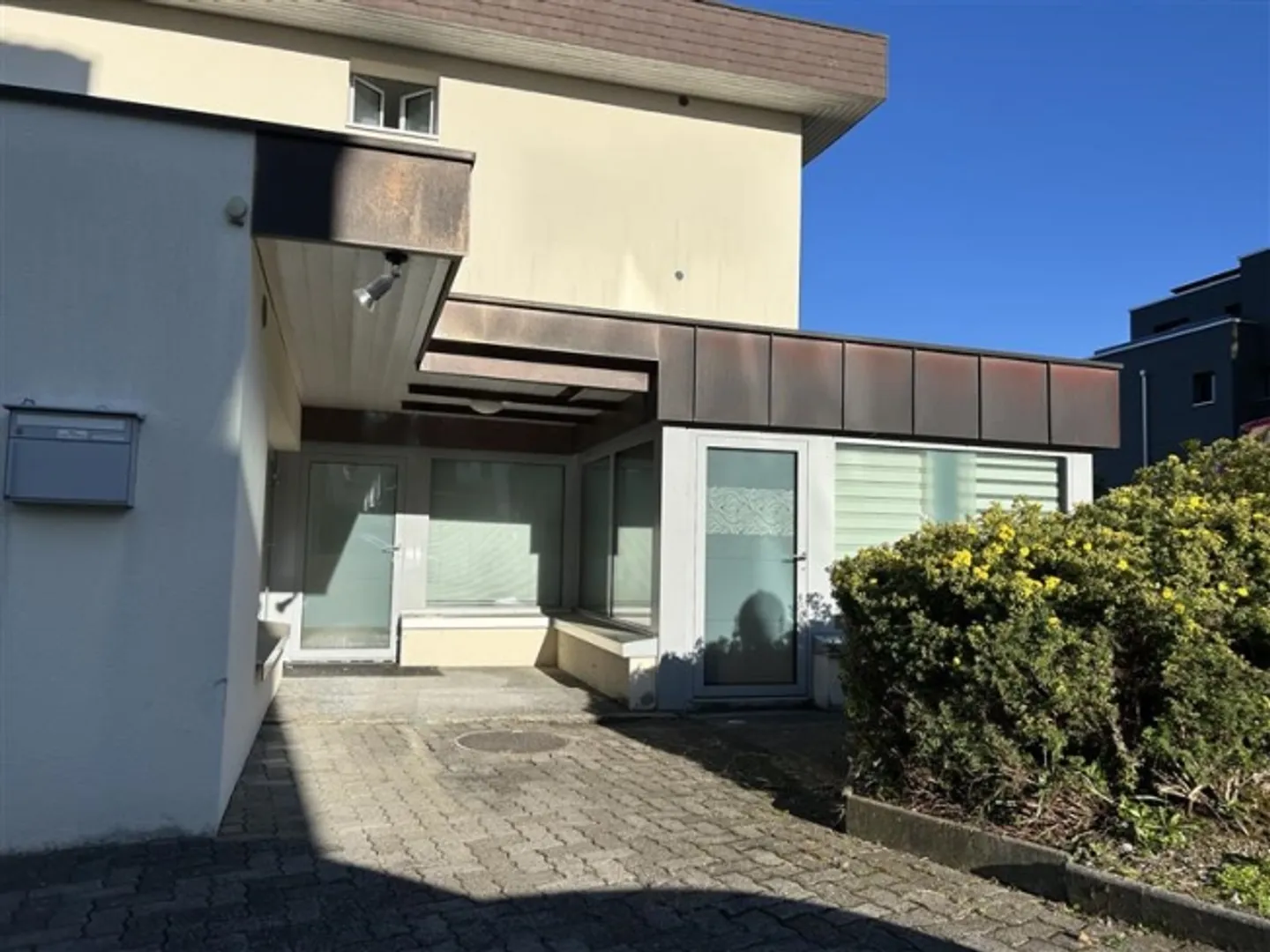 Immeuble mixte à louer - Photo 1 sur 1