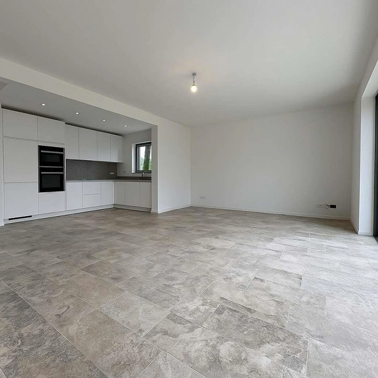 Lugano Carabbia - for rent single-family house with pool - Photo 4 of 13