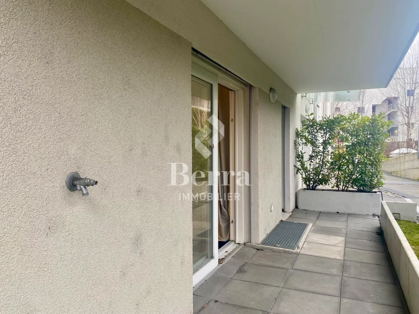 45m2 studio available immediately! - Photo 5 of 14