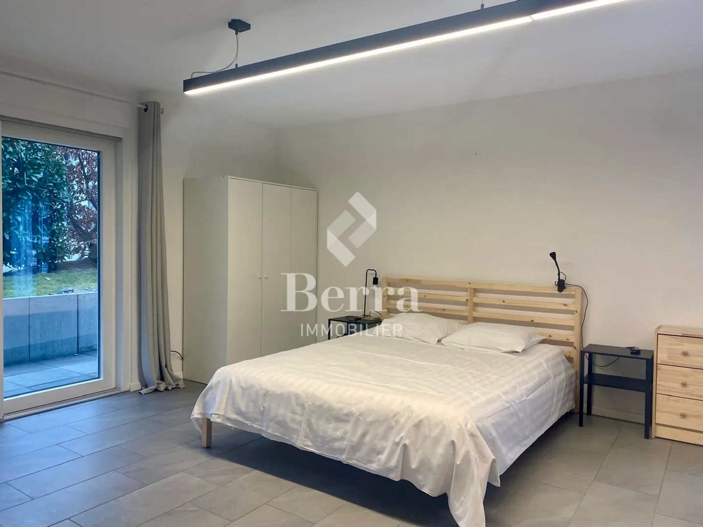 45m2 studio available immediately! - Photo 12 of 14