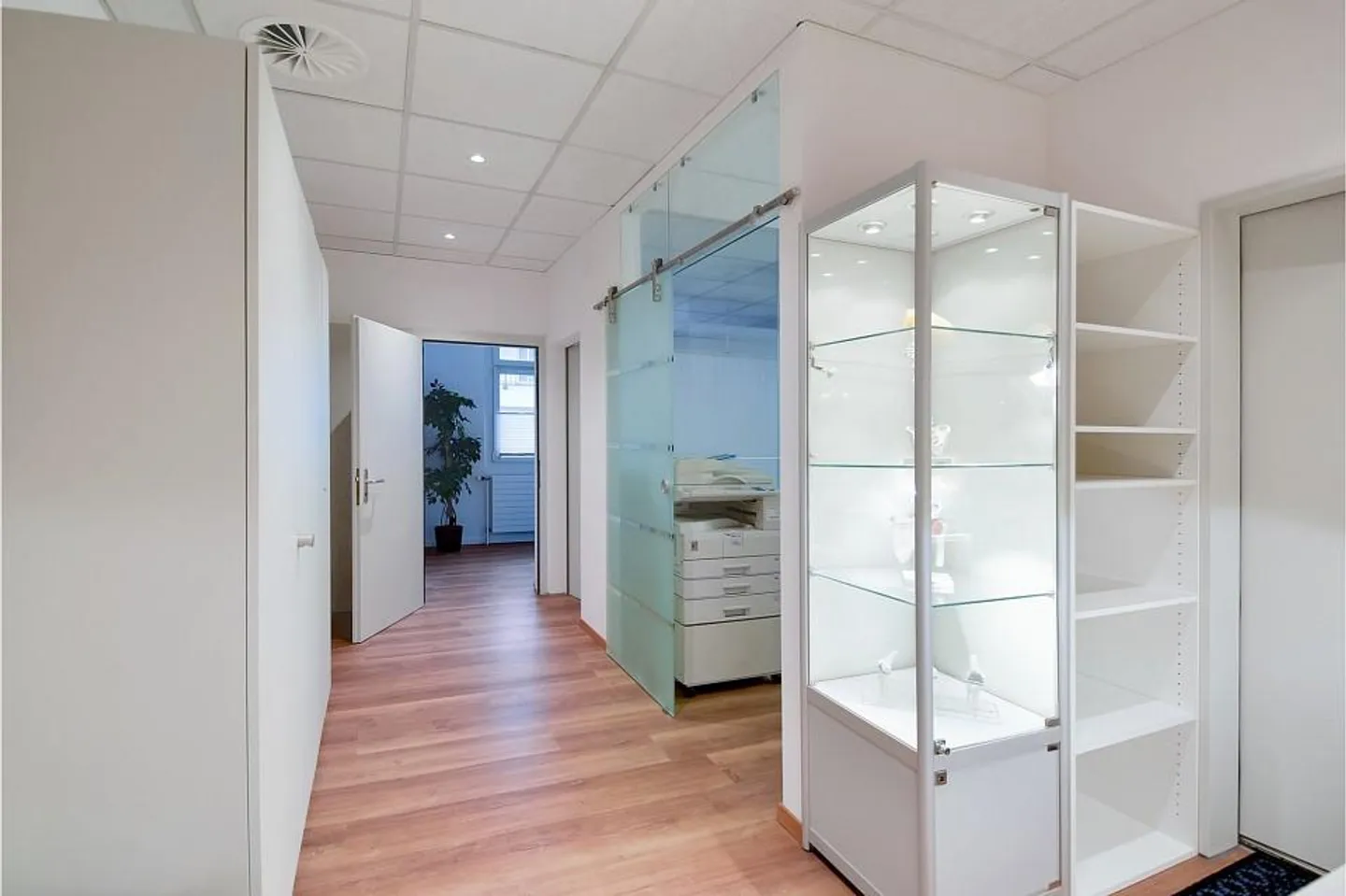 Renditeliegenschaft an bester Lage in Thun – Wohnen & Gewerbe perfe... - Photo 13 of 13