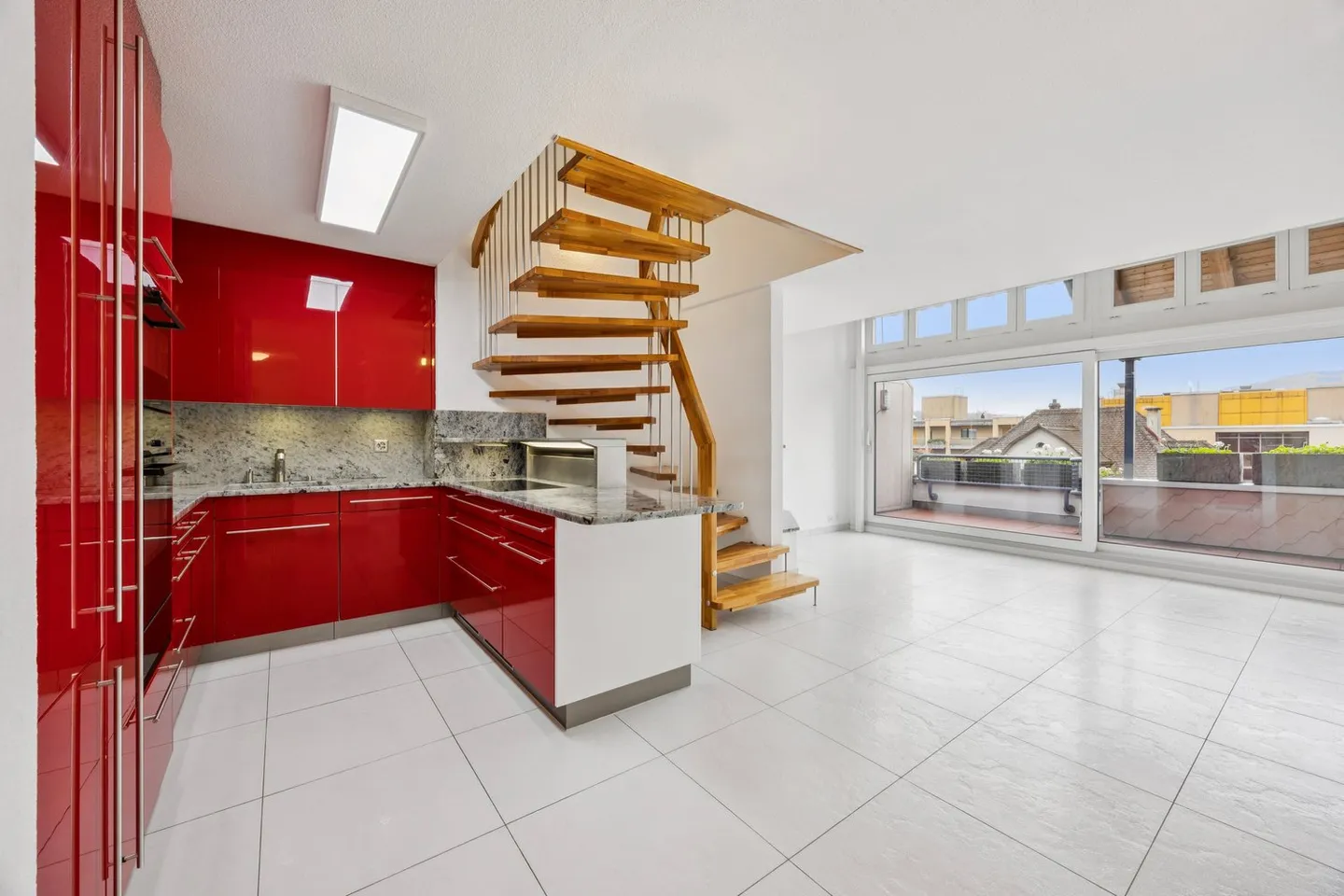 Modern 5-room maisonette apartment with city view in Dietikon - Photo 5 of 24
