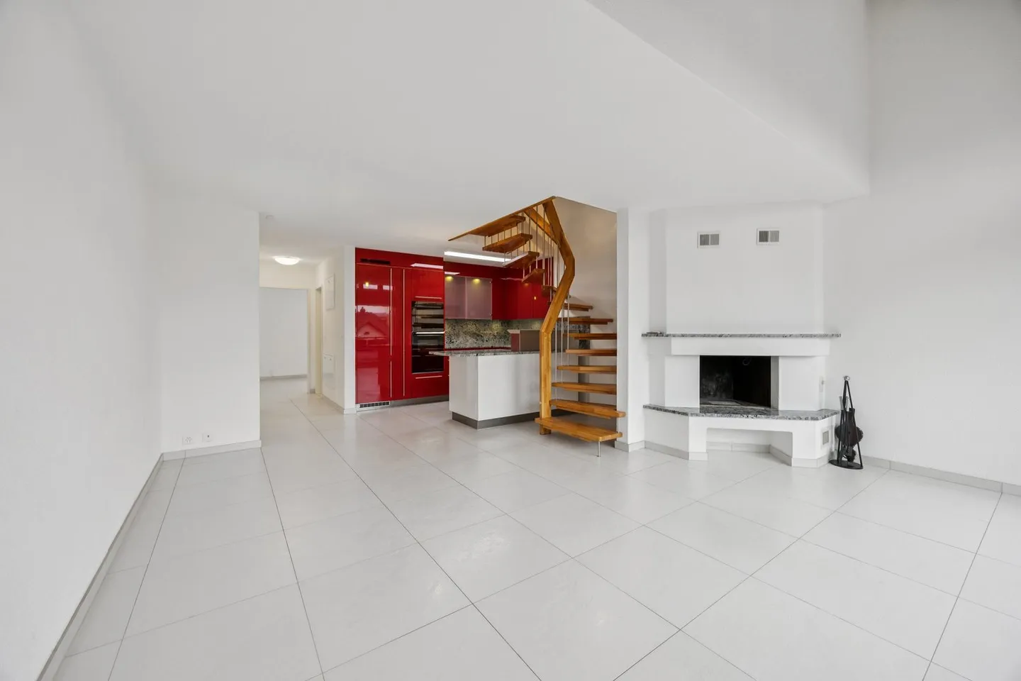 Modern 5-room maisonette apartment with city view in Dietikon - Photo 6 of 24