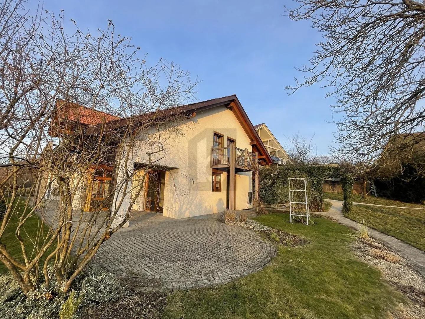 Charmantes Einfamilienhaus mit Aussicht - Foto 1 von 6