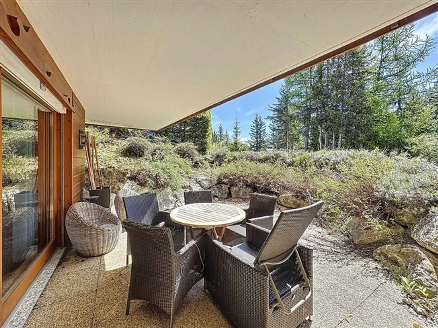 «PLANS-MAYENS - Charmante 2.5 Zimmerwohnung in der Nähe der Skipisten» - Foto 3 von 10