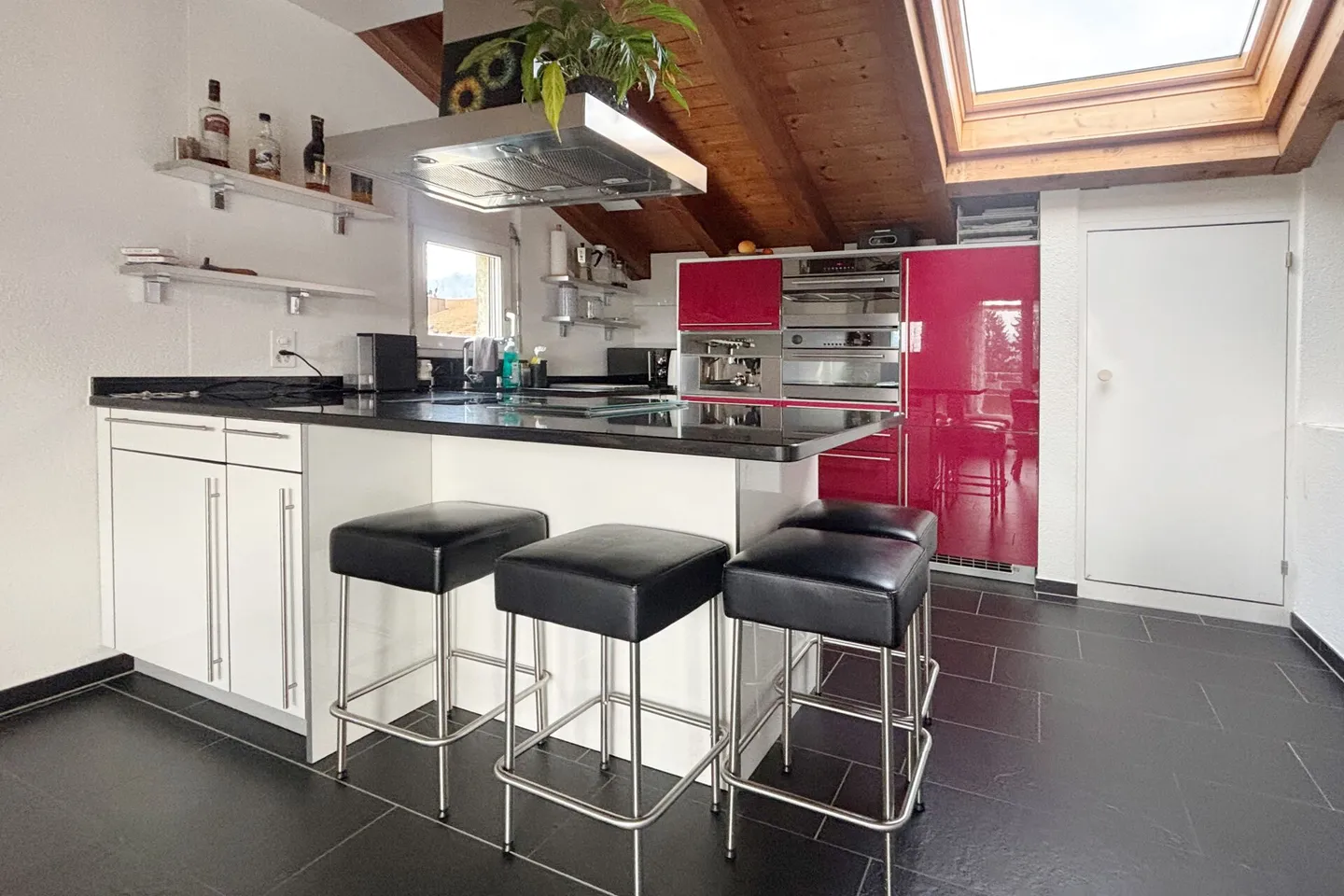 Charmante Dach-Maisonette am Waldrand - Foto 4 von 13