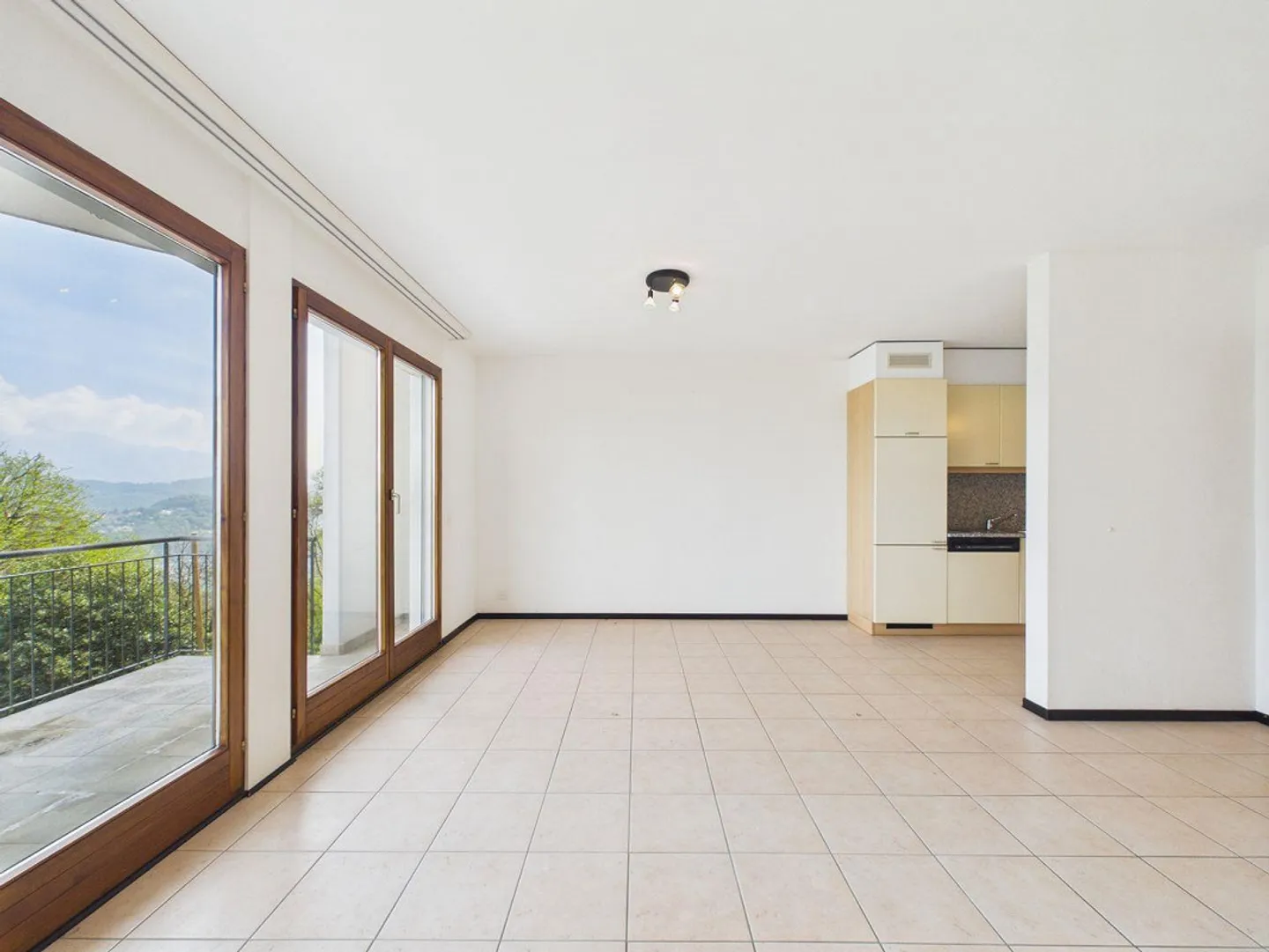 Stilvolle Maisonette mit Panoramablick - Foto 1 von 13