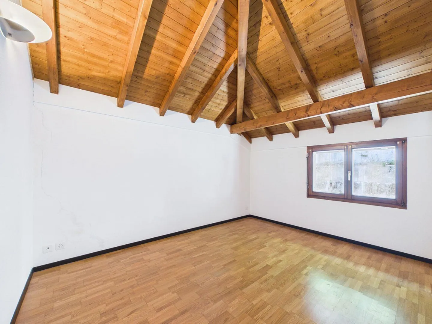 Stilvolle Maisonette mit Panoramablick - Foto 11 von 13