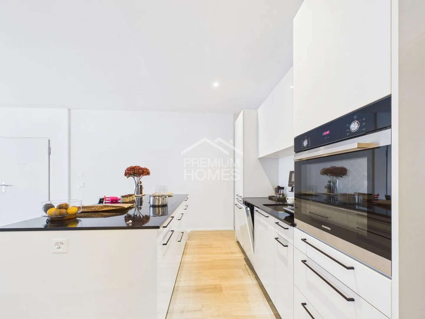 Investment Property in Klingnau - Photo 4 of 10