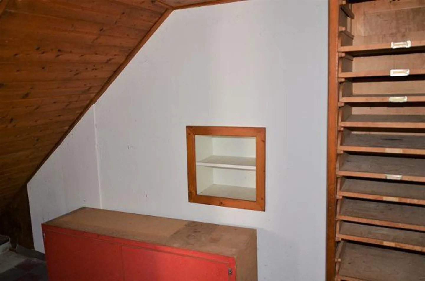 «4-Zimmer-Haus zum Ausbauen mit Garten am Fluss / Casa di 4 loc. da rinnovare con bel giardino vicino al fiume e splendida vista» - Foto 46 di 57