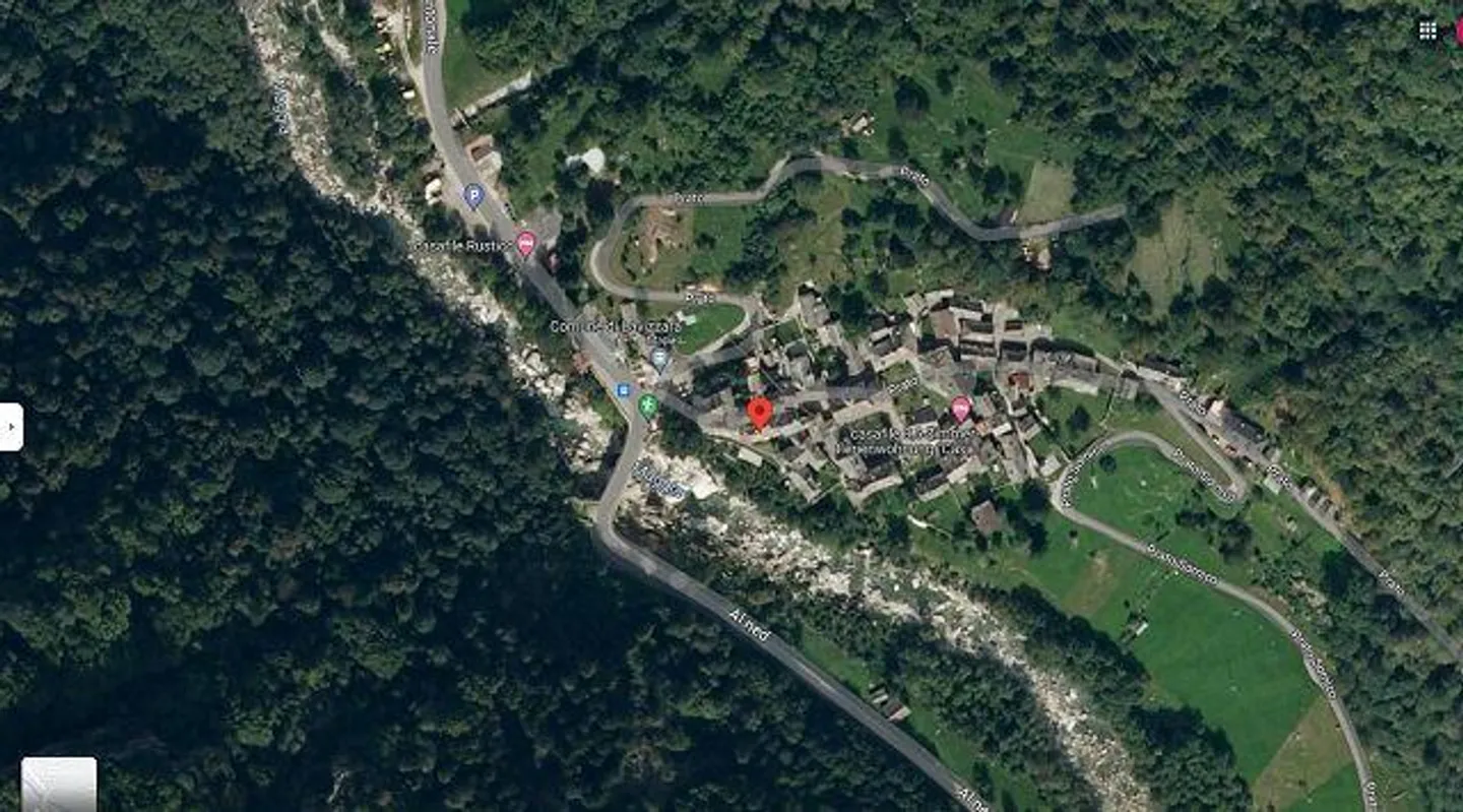 «4-Zimmer-Haus zum Ausbauen mit Garten am Fluss / Casa di 4 loc. da rinnovare con bel giardino vicino al fiume e splendida vista» - Foto 55 di 57