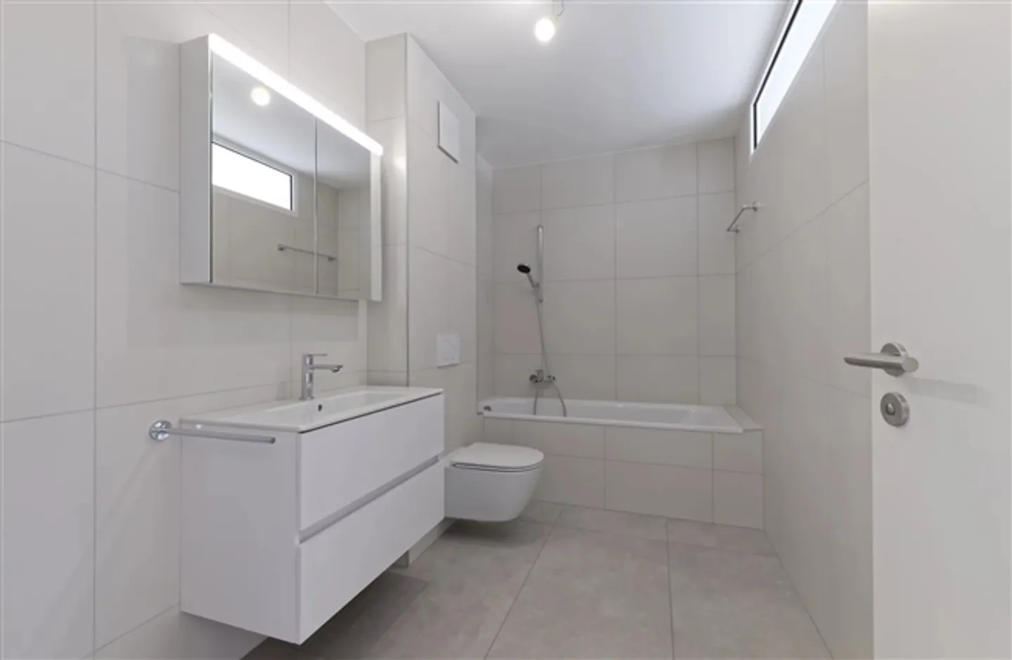 Villa a schiera con vista panoramica - Foto 5 di 12