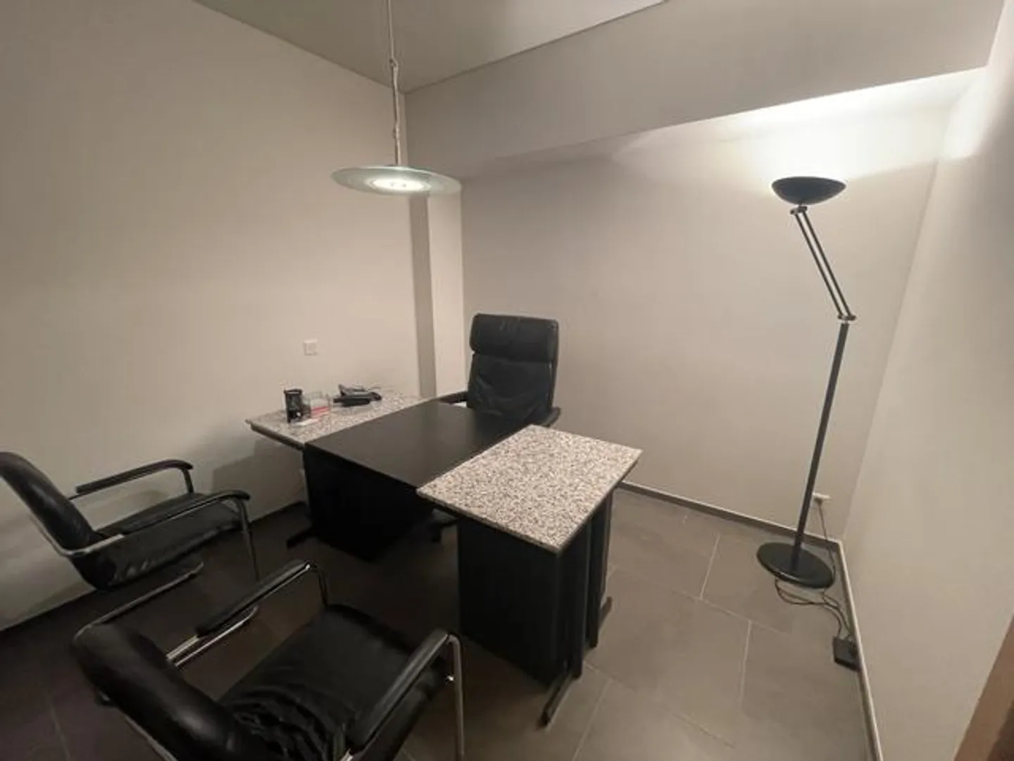 Elegante Büros mit Seeblick - Foto 7 von 14