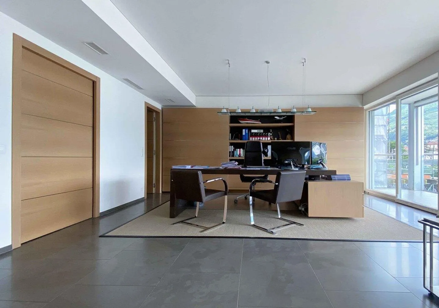 Elegante Büros mit Seeblick - Foto 3 von 14