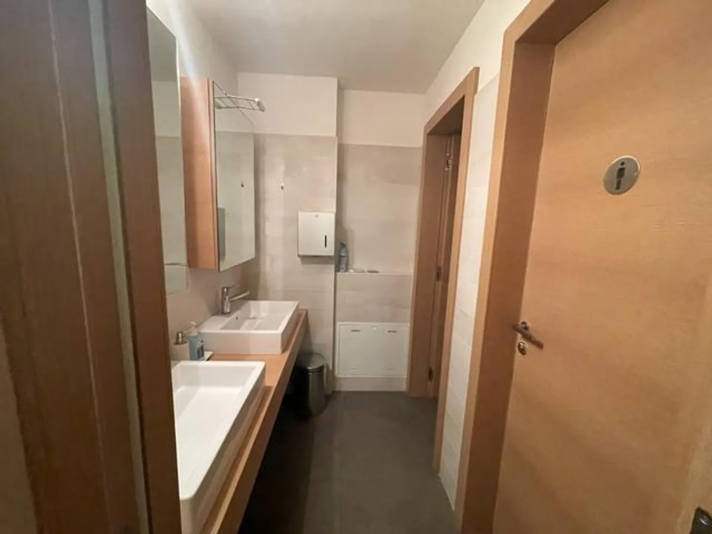 Elegante Büros mit Seeblick - Foto 12 von 14