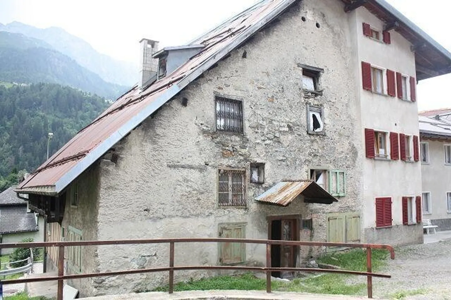 Charming Village House in Airolo - Photo 2 of 13