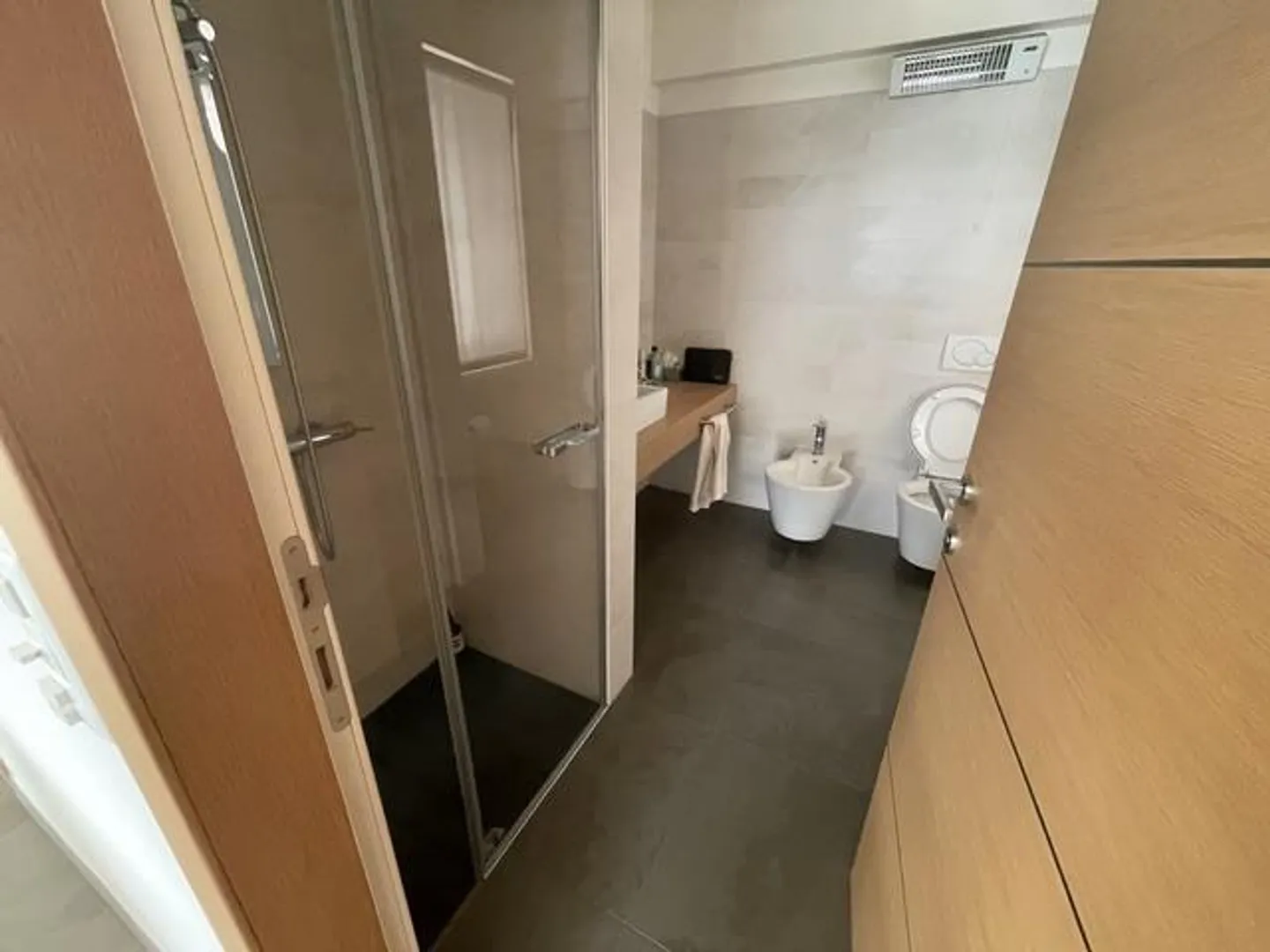 Elegante Büros mit Seeblick - Foto 13 von 14