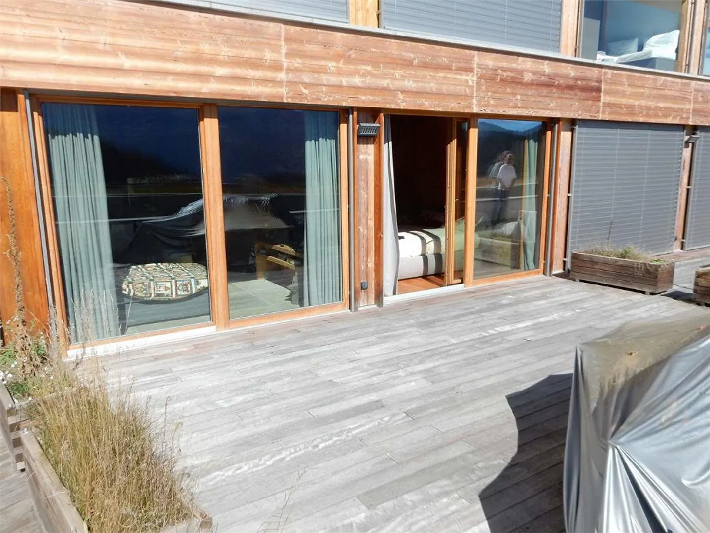 Stunning open view between wood and stone - Photo 1 of 11