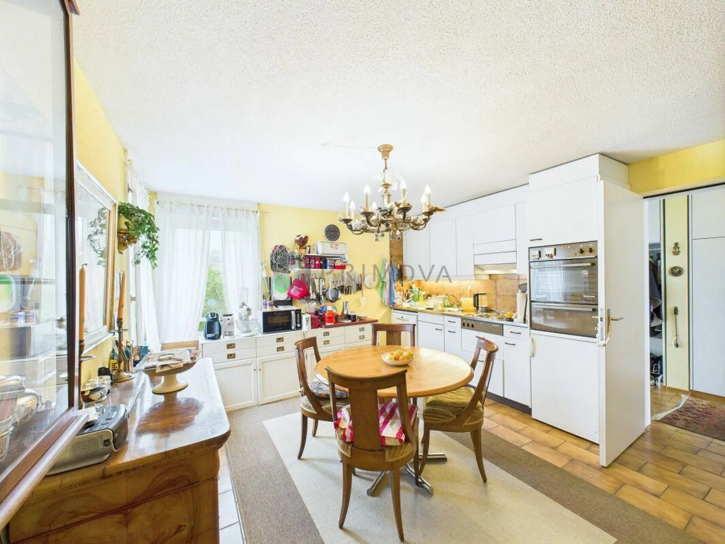 Wo Familien sich wohlfühlen - Reihenhaus mit Blick auf den Zürichsee - Foto 3 von 12