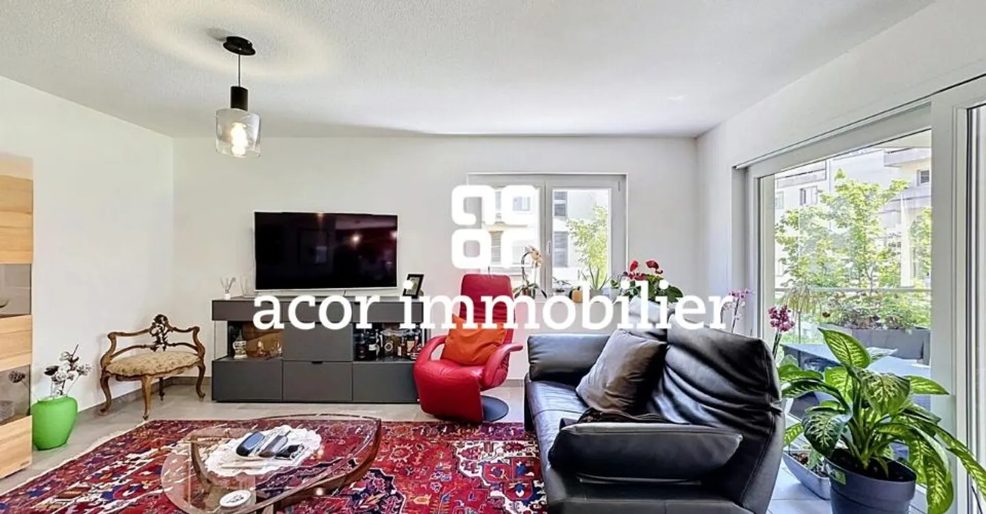 3.5 Room Apartment - Photo 5 of 9