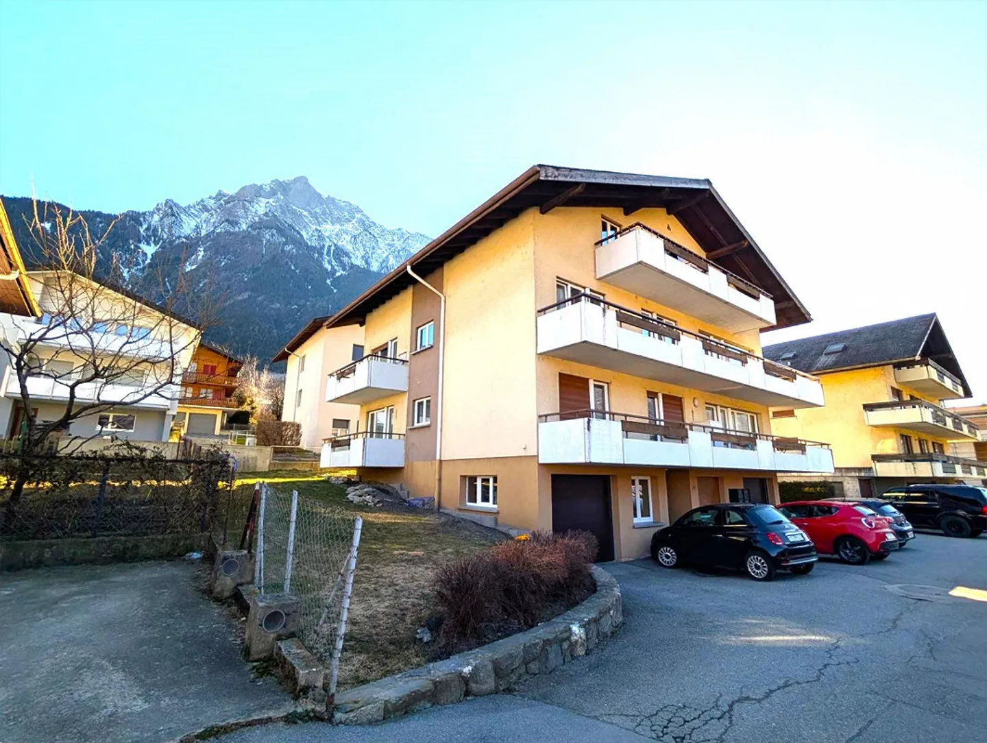 Vivere in un quartiere tranquillo a Brig-Glis - Foto 1 di 15