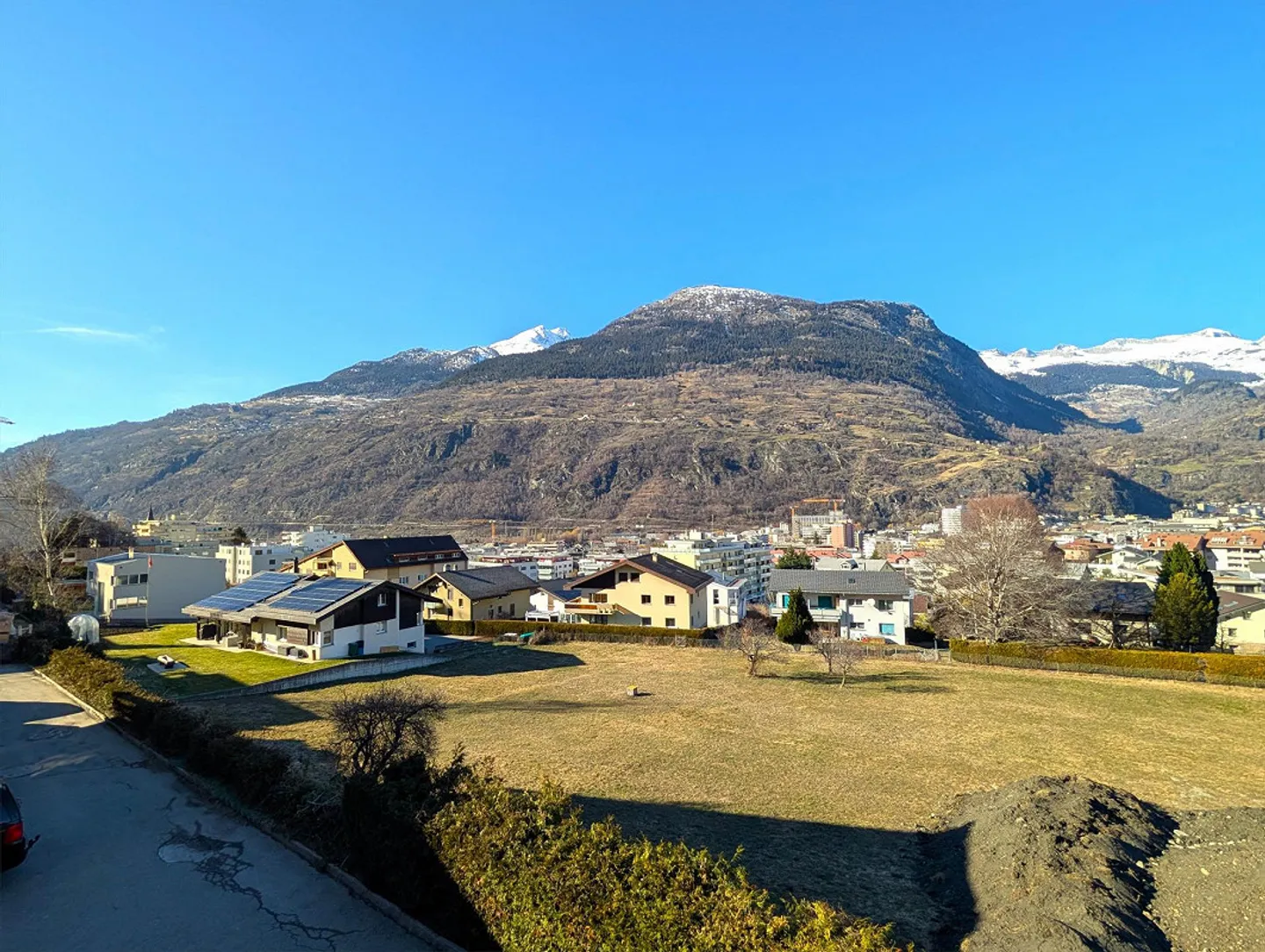 Vivere in un quartiere tranquillo a Brig-Glis - Foto 2 di 15