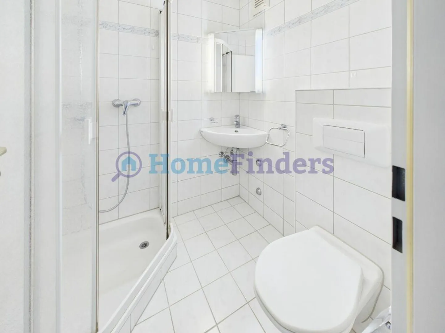 CENTRAL ET LUMINEUX AVEC JARDIN ENSOLEILLÉ - Photo 10 sur 12